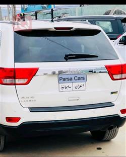 جیپ گراند شیرۆکی